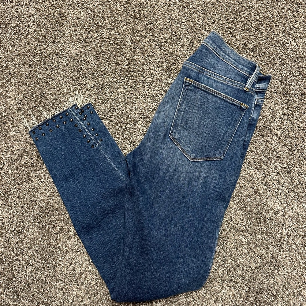 Frame Denim Le High Skinny Blue Jeans with studs and slit size 26